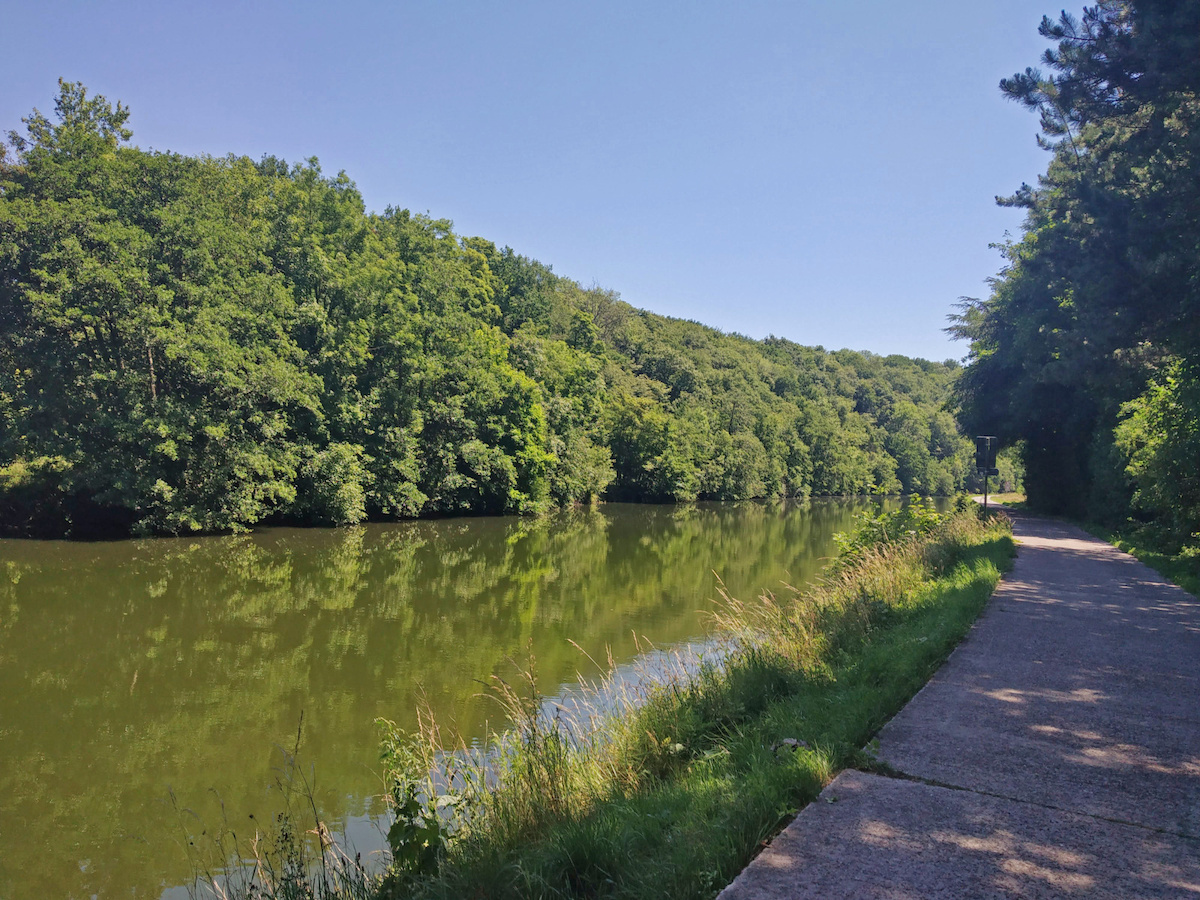 000026795 Bhushavali River Sambre biking from Charleroi to Thuin