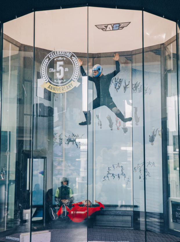 Wegvliegen in Airspace Indoor Skydiving